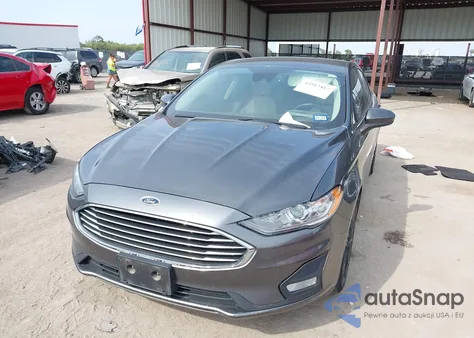 2019 Ford Fusion Se z USA, uszkodzony, nr VIN 3FA6P0HD8KR283169